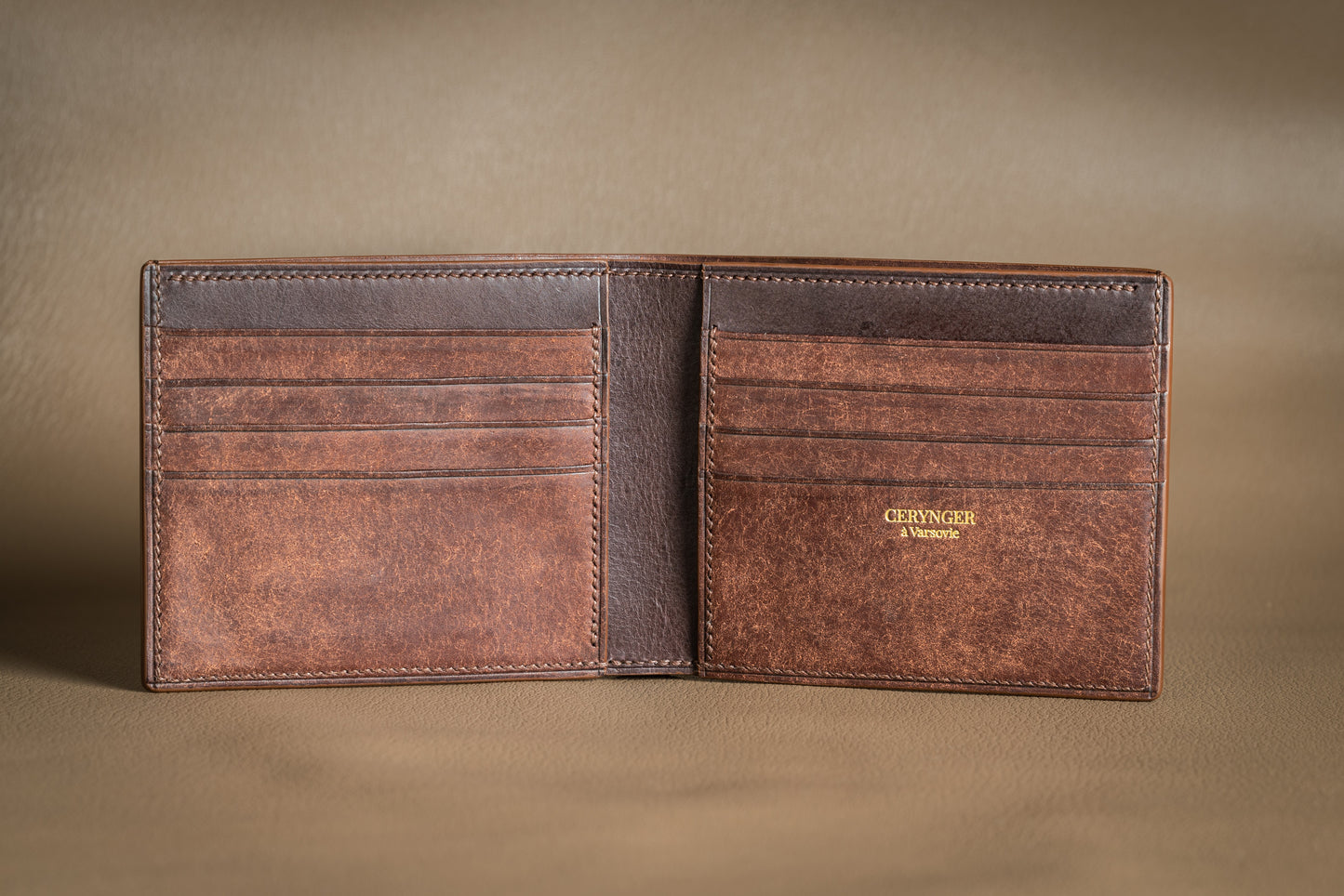 Bifold wallet lined with Pueblo leather