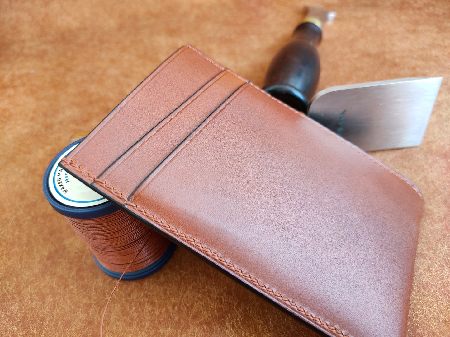 Vertical cardholder