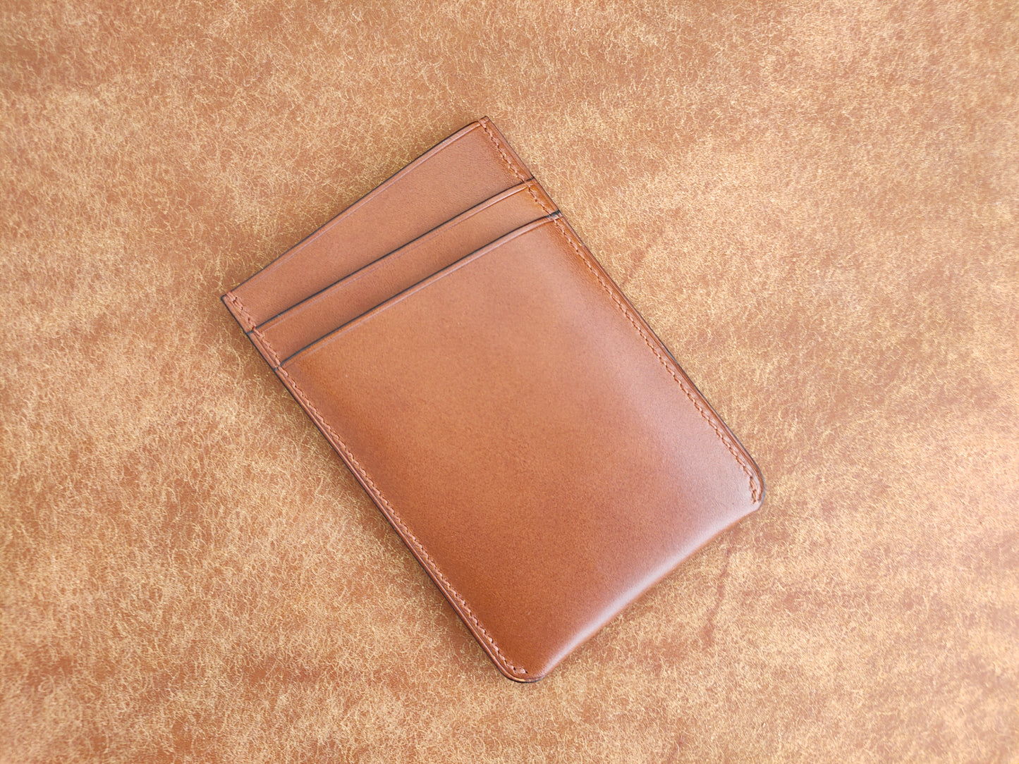 Vertical cardholder